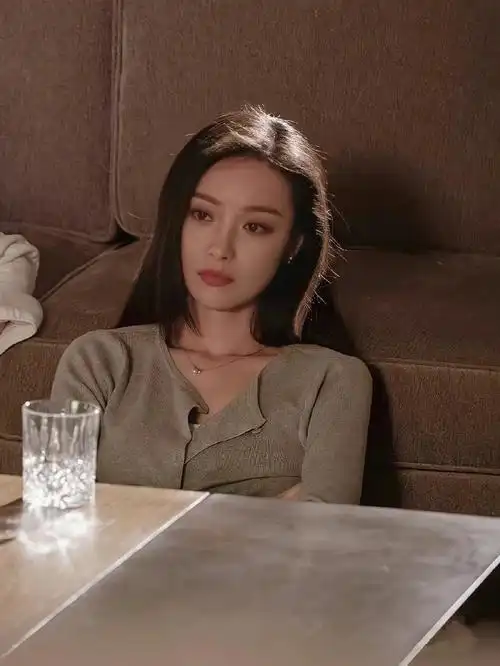 倪妮风情万种美人面