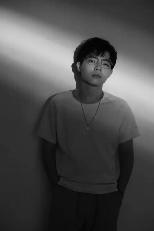 噢这是哪家的帅气小伙子呀