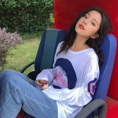 头像女微信成熟稳重 女生头像图片大全 -【爱个性】