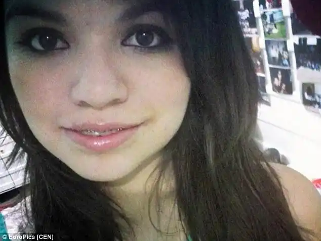 p> 据《每日邮报》16日报道,近日,一位墨西哥护士学校的女学生卡珊德