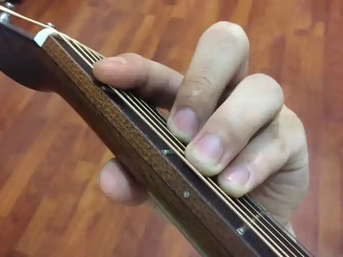 突破大横按f和弦就这几招吉他达人网