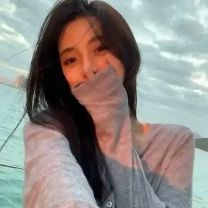 最火小姐姐头像,高清漂亮的抖音网红小姐姐头像图片_女生头像_头像屋