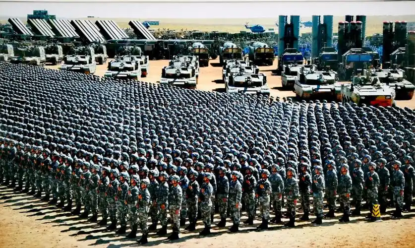 强军梦:全军摄影展