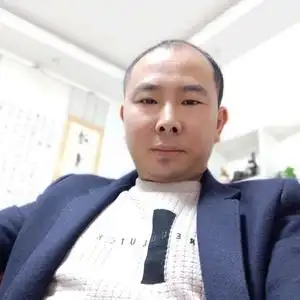 八零@_@大叔头像