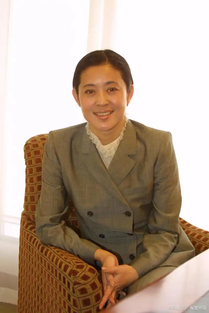 "  喜剧效果的同时,也