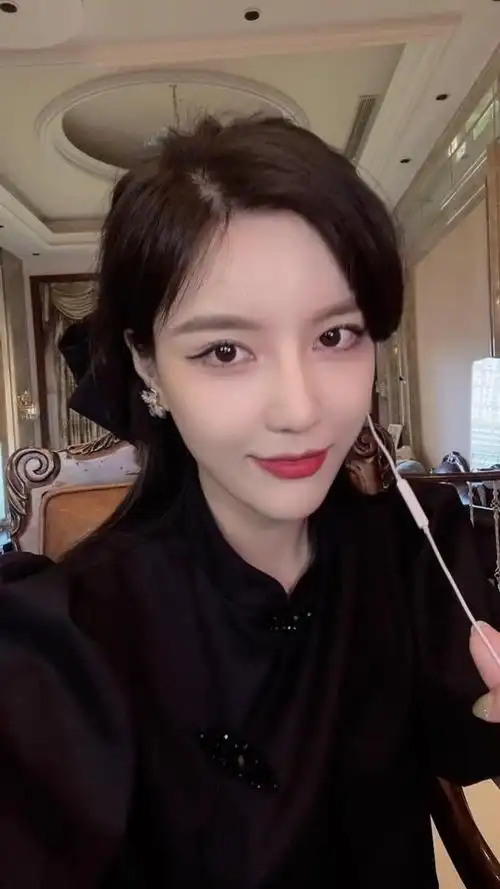 已上线_94夏了个天呐 新歌《战别》已上线个人资料_94夏了个天呐