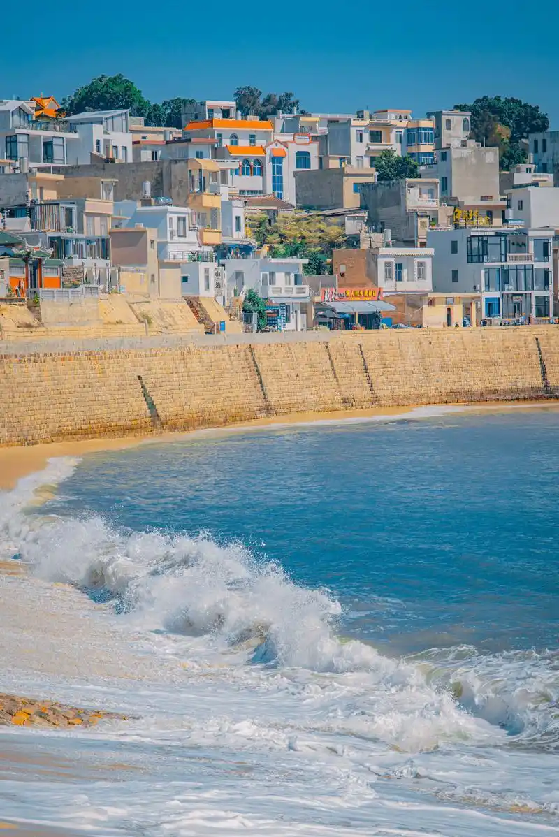春日游玩计划 福建漳州东山岛,浪漫的是一起看海的我们 被东 - 抖音