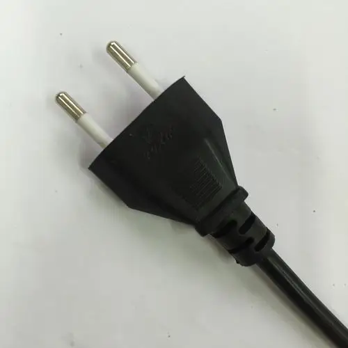 意大利的插头电压是多少( 意大利的插头电压是多少伏 )