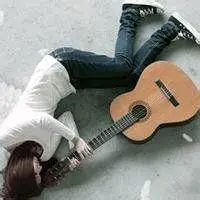 带吉他头像男生背影_微信头像图片大全