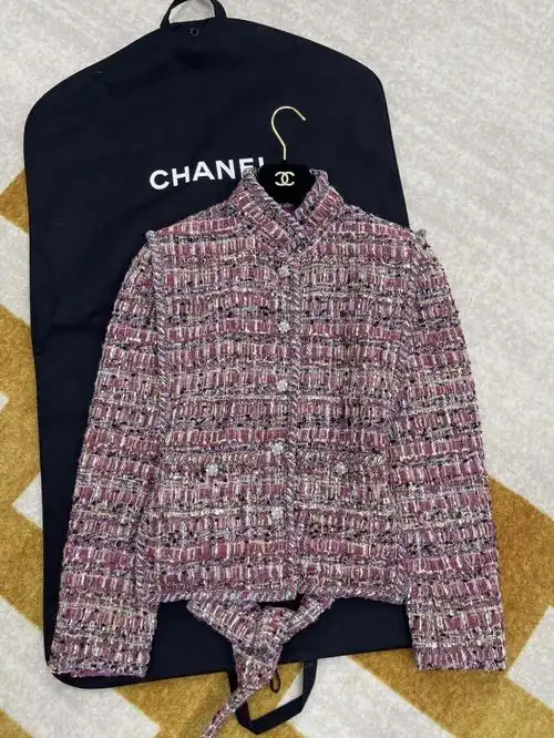 chanel小香手工坊系列花呢编织外套