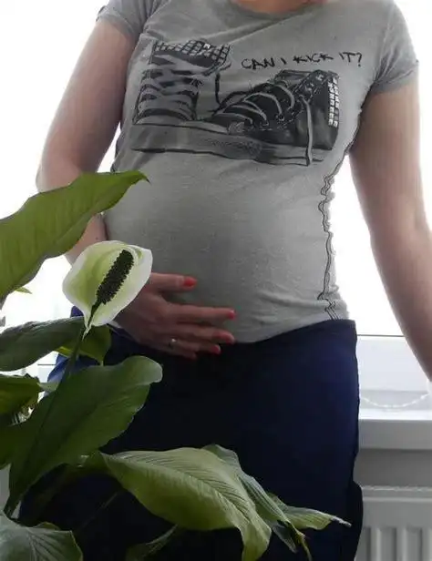 孕妇肚子好胀正常吗