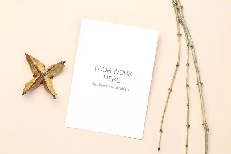 带有树枝装饰邀请函贺卡设计展示样机模板 invitation card mockups