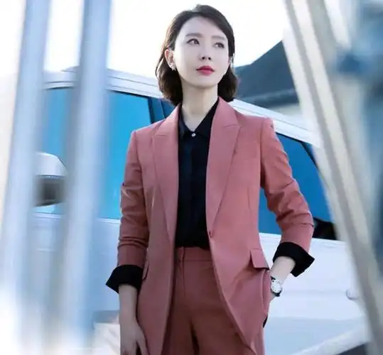 谈谈《完美关系》中,演员陈数的衣品