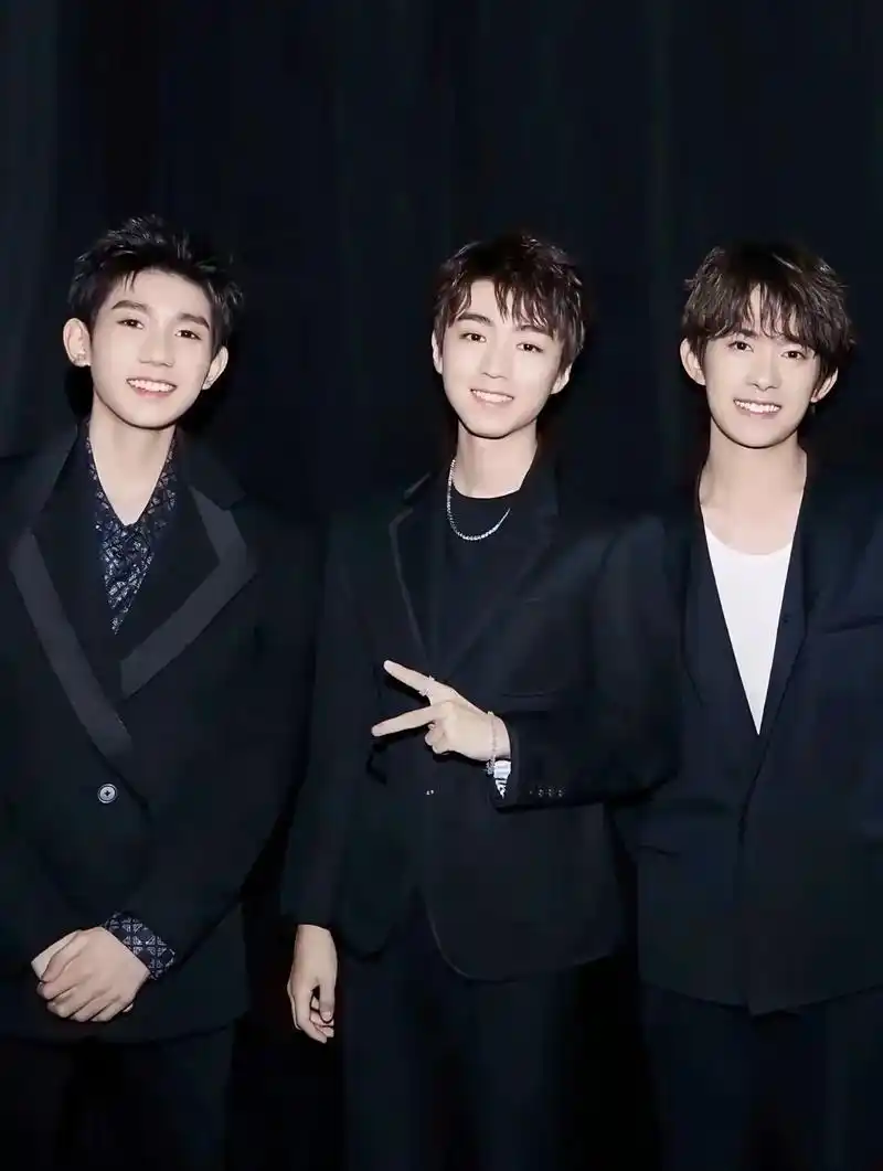 tfb oys.#tfboys #王俊凯王源易烊千玺 #是你 - 抖音