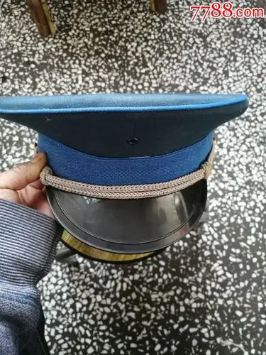 正品(空军大檐帽)