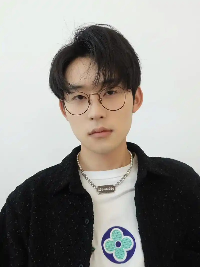 眼镜框推荐 #眼镜控 #斯文眼 - 抖音