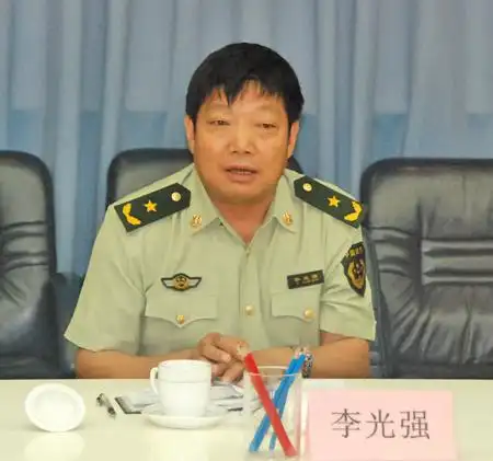 陈雷会见武警水电指挥部主任李光强,政委贾方亮一行