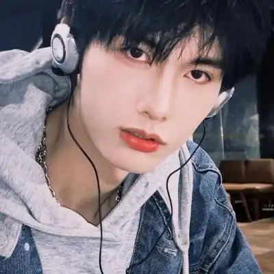 气质成熟又很冷酷无水印男头 2022适合永久做头像的高冷型男头_男生