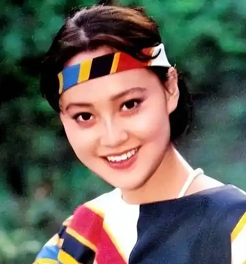 甩掉著名导演,55岁再嫁比利时豪门的她现状怎样了