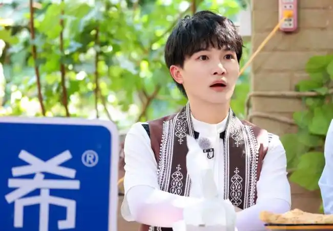 《奔跑吧》第十季将收官:不可错过的吐鲁番奇遇记