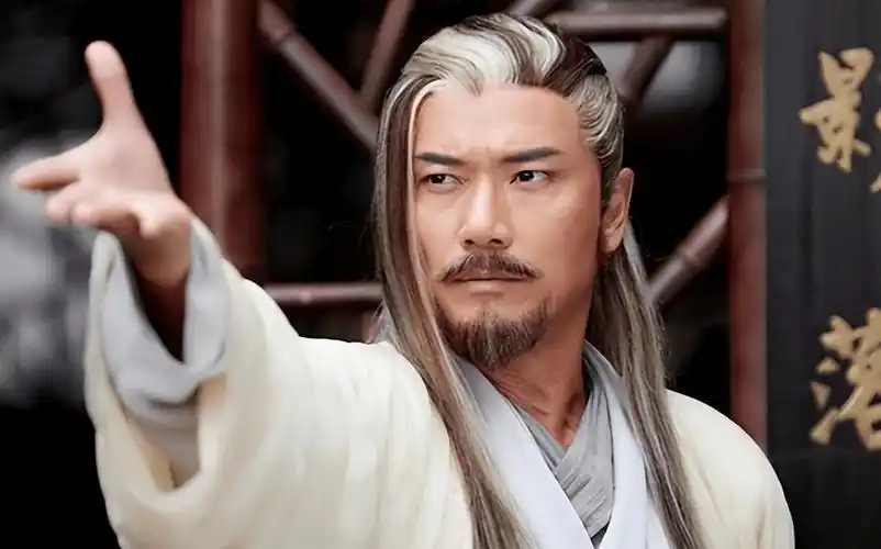 由tvb男神苗侨伟饰演黄药师,既有邪也有雅,气场还特别强大.