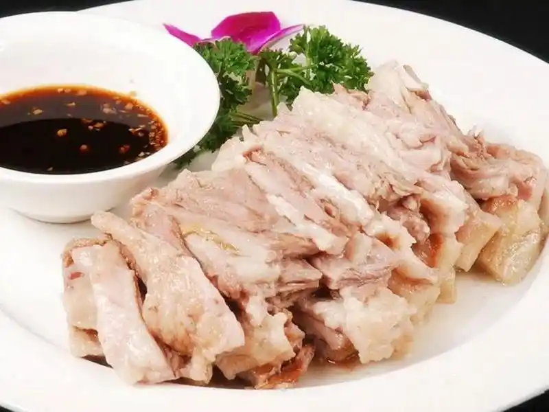 去同心县,白水鸡和滩羊肉是绝对不能错过的