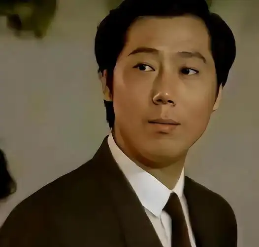 回顾过把瘾主角境况差距大有人嫁老外有人四合院养老