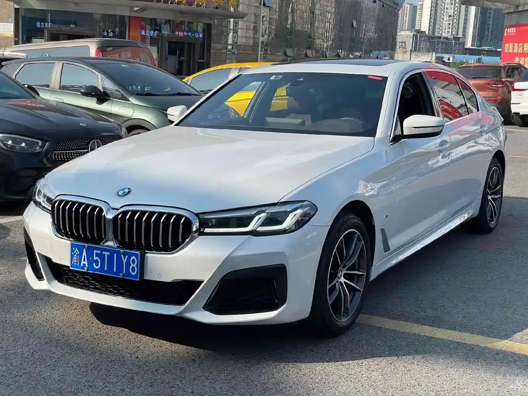 宝马5系 22款 525li