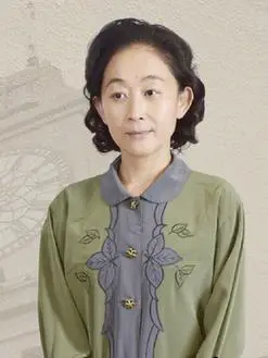 杜母(陈瑾饰演)