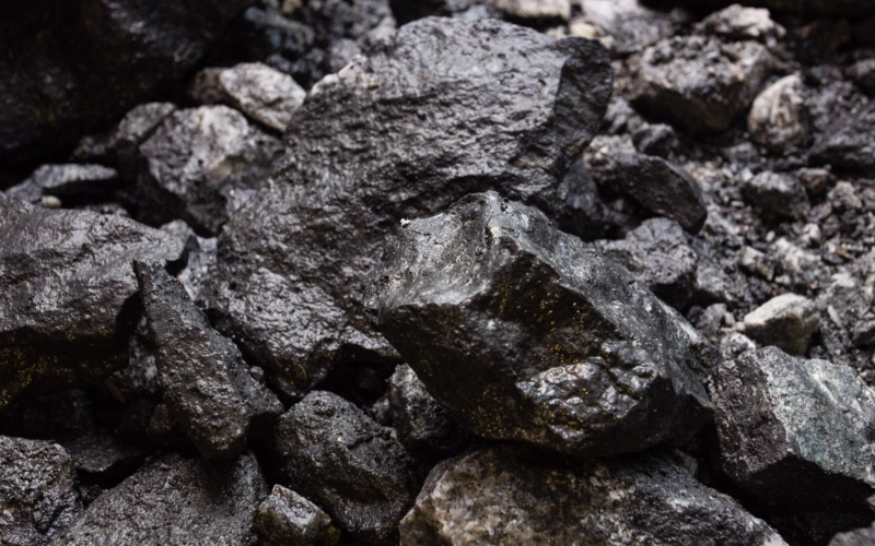 铁矿石再遇狂飙之夏:价格升至近五年新高意味着什么