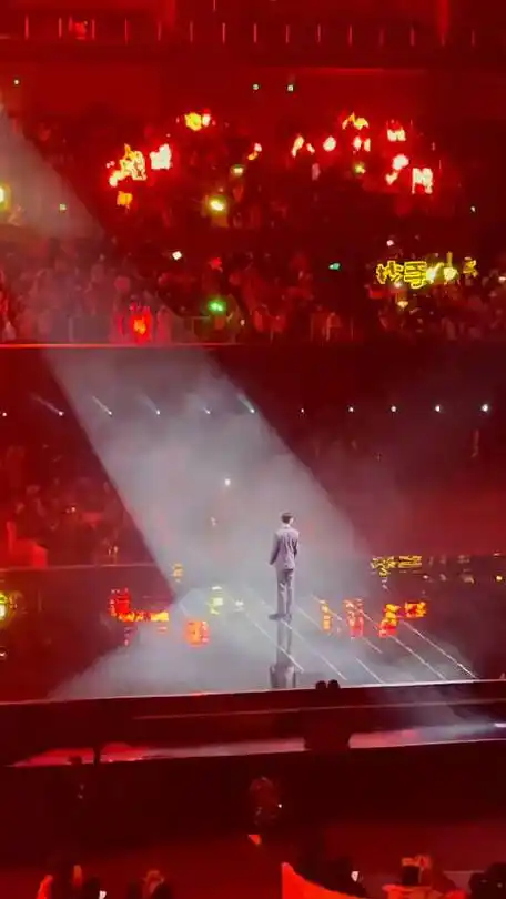 内娱不可模仿的成功#那还得是肖战,超顶流!