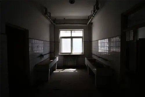 不寒而栗:比游戏《废弃医院》还恐怖的真实场景