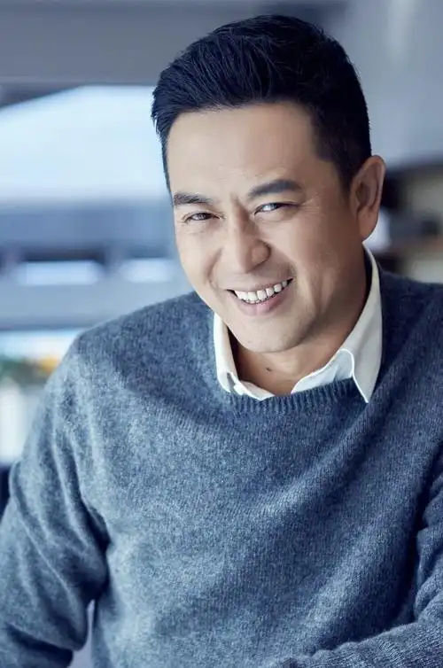 本是实力派演员却被忽略了20年张嘉译是怎么熬到今天的