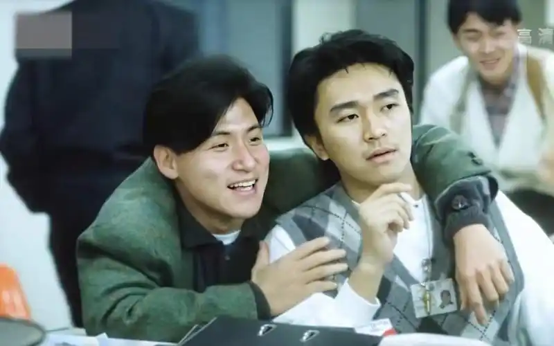 【周星驰张学友】电影《咖喱辣椒》,男生复古港风秋冬穿搭合集,必看!