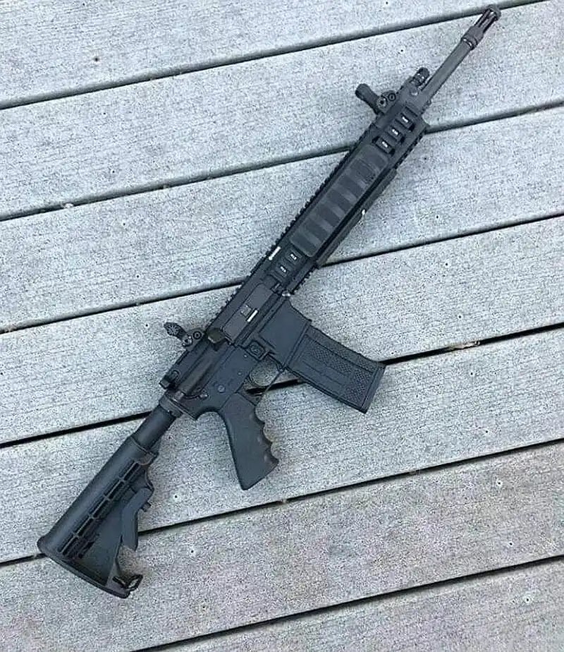 捷克cz 805 bren突击步枪 sbr短管步枪 lwrc ar15 aks-74 m14自动步枪