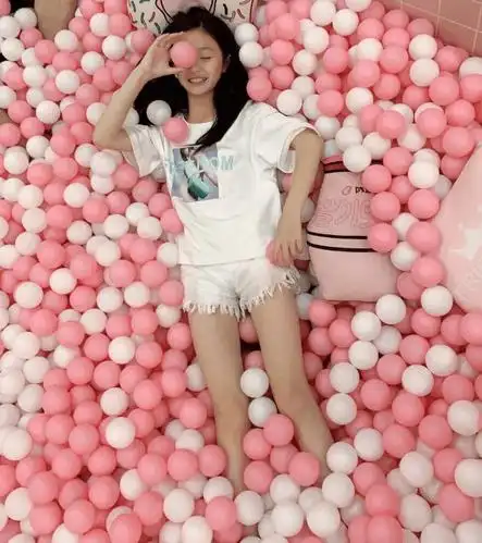 有种"意外"叫裴佳欣长大,当她摘掉口罩的那刻:才1