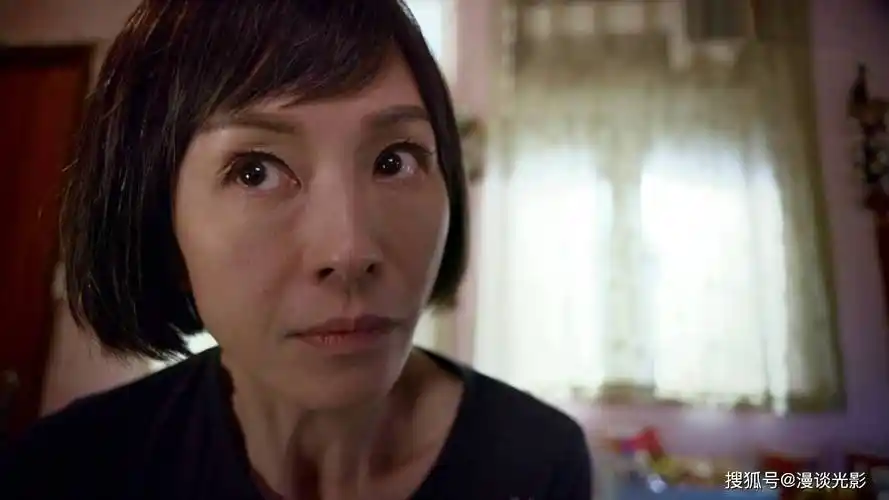 双鱼:伍咏薇演技不错,但拯救不了《金宵大厦2》的差强人意67