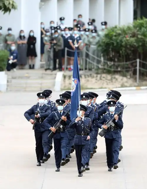 特写:大日子,正步走——香港纪律部队演示中式步操彰显国家情怀