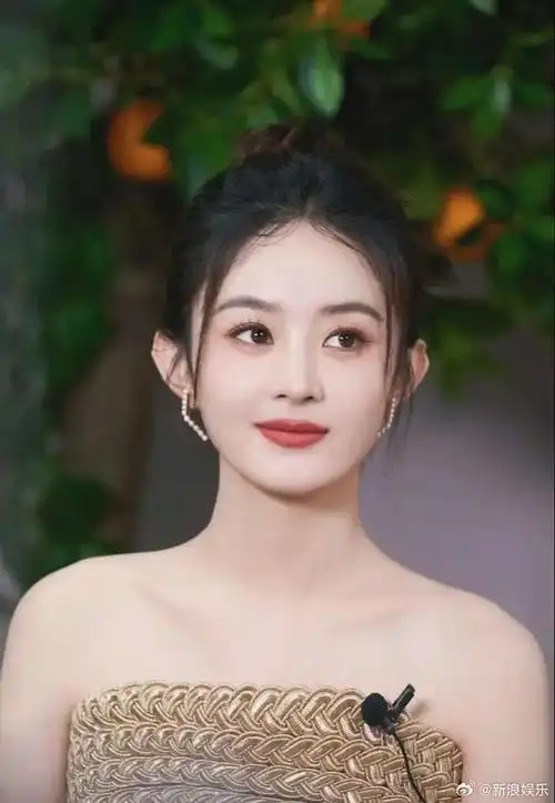 赵丽颖粉丝##单均昊去参加叶天瑜的婚礼了##七朵花伴娘团变装视频