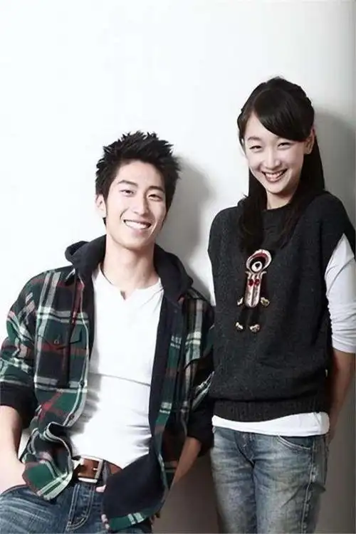 事实证明,30岁就夺得"三金影后"的周冬雨,已走上了另一条大路