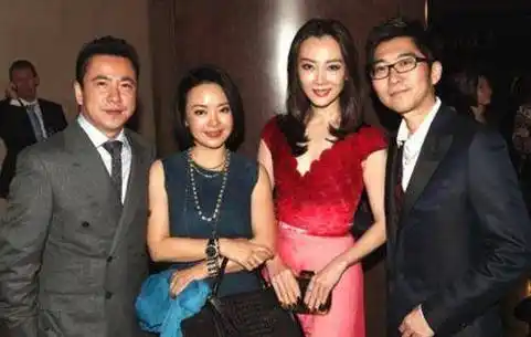 曾为"穷丈夫"分手男友,结婚20年才办婚礼,今成华谊第一夫人_王晓蓉