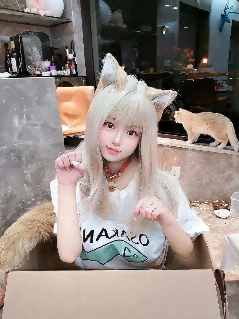 40 #微胖女生 #cos#动漫 #猫耳 我是不会被驯服的 - 抖音