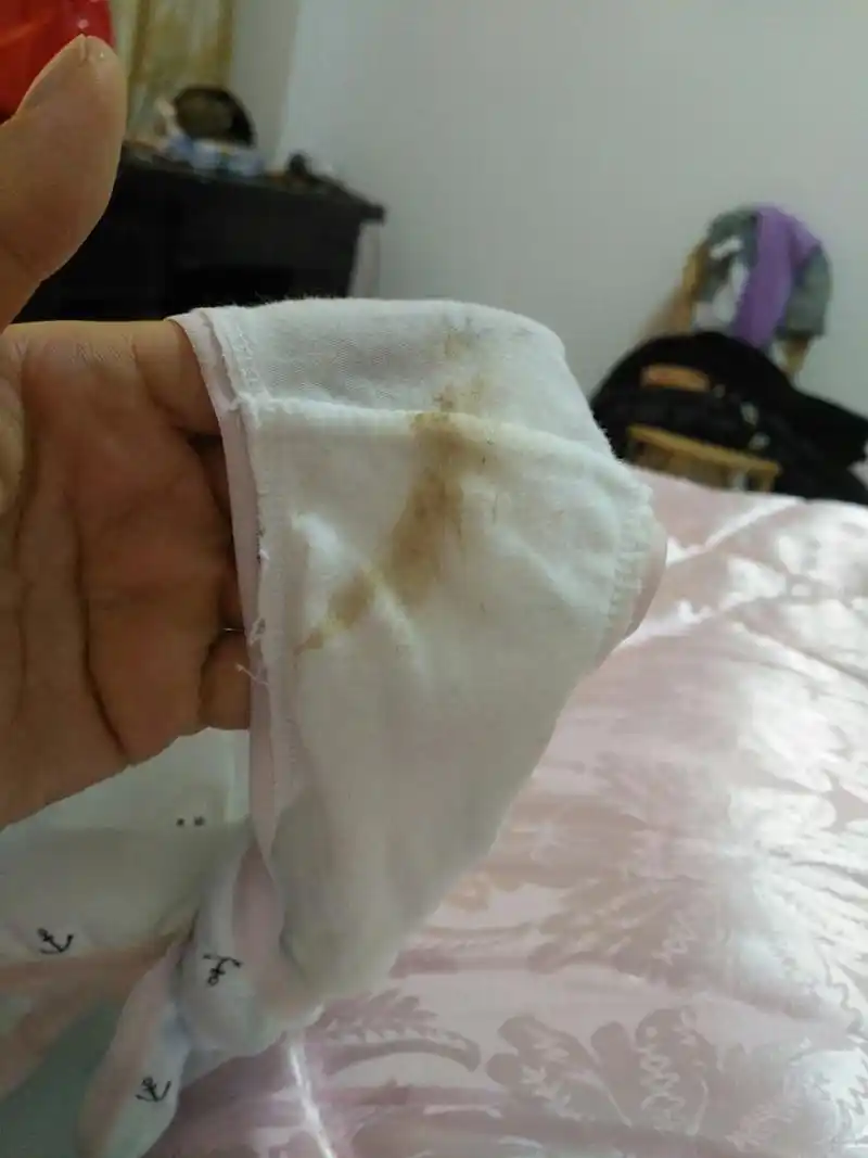 家的温馨! 月经呈褐色是怎么回事 "一波三折"-第2张图片-娜琳博客