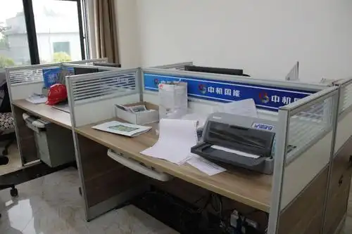 4月12日办公室卫生检查情况