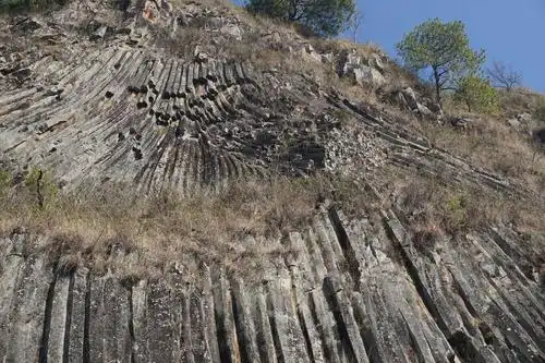 黑鱼河柱状节理 20200118