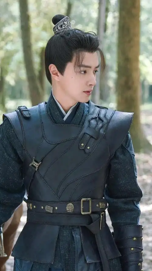 玉昭令 展颜 官鸿