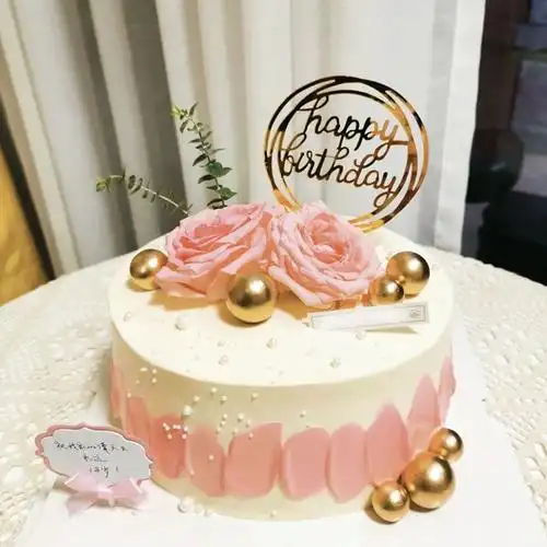 网红女士生日蛋糕皇冠鲜花猪猪蛋糕青岛济南潍坊新鲜生日蛋糕