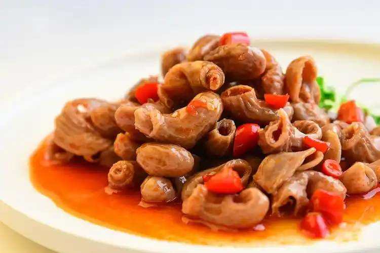 麻辣油香鱼肚麻辣油香鱿鱼脖小明:在下有一事不明,为什么每一幅图里都