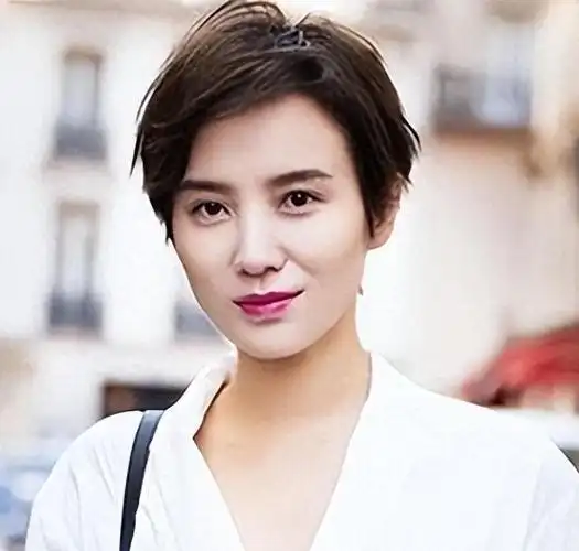 坚韧不拔的女演员:宋佳的感情经历与演艺之路宋佳,一个在中国影视圈崭