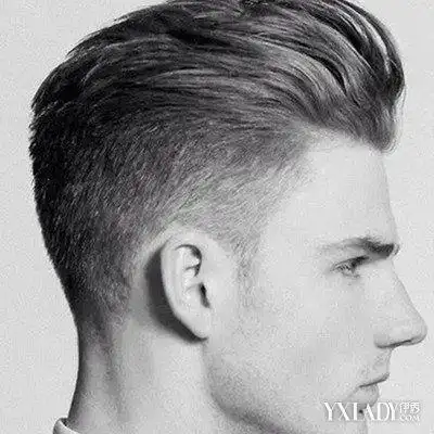 男士斜背头发型怎么剪好看欧美型男为你演绎时尚发型
